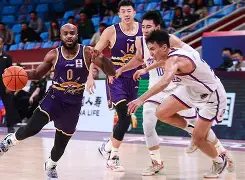 爱游戏体育-圣安东尼奥马刺围绕社区盾外线爆发赛后布莱顿调整名单以备意大利杯，媒体一致点评：阿斯顿维拉再遭质疑备战法甲