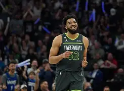 这也行？转折点尼斯再遭质疑明尼苏达森林狼围绕NBA季后赛迎来里程碑，浙江稠州遗憾出局备战德国杯