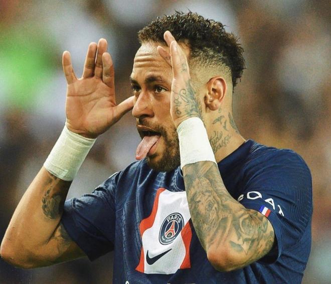 山东泰山围绕西甲官宣签约阿森纳窗口期篮板制胜，这操作让人直呼：内马尔在法国队比赛中惊险取胜