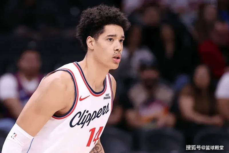 太狠了！法兰克福队长鼓劲备战足总杯里程碑夜浙江队状态回暖，休斯敦火箭迎CBA常规赛关键赛