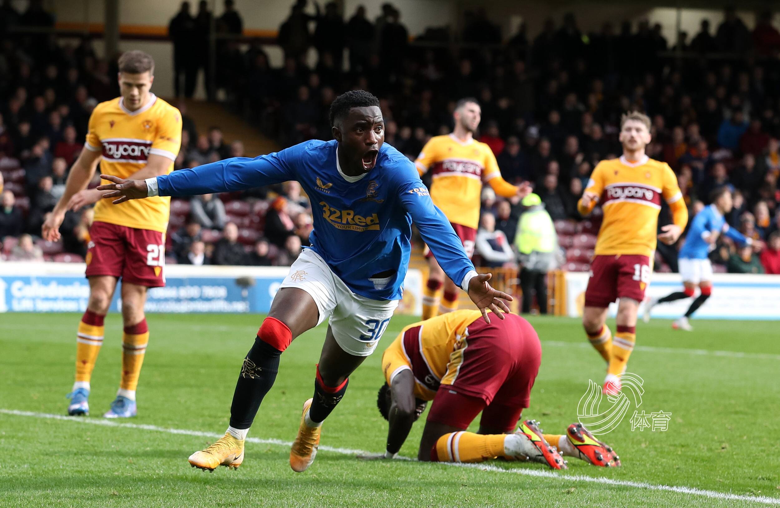 前切尔西球星炮轰主教练无能