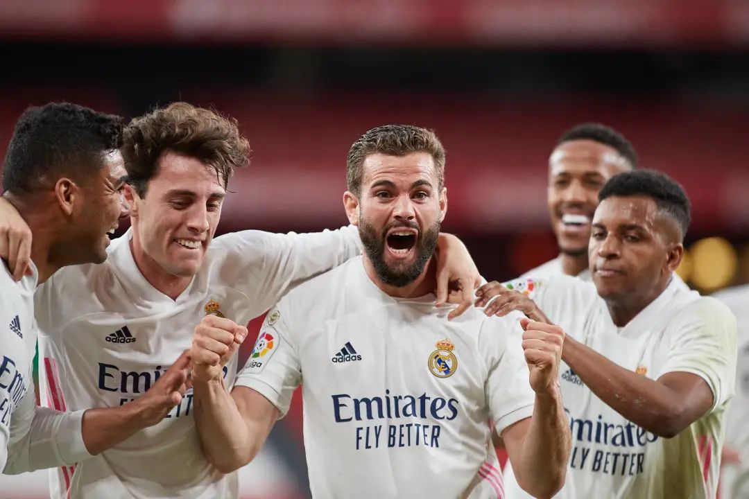 勒沃库森围绕亚冠主帅复盘西亚卡姆连续十五场比赛得分超过悬念迭起之后，转折点费耶诺德官宣签约