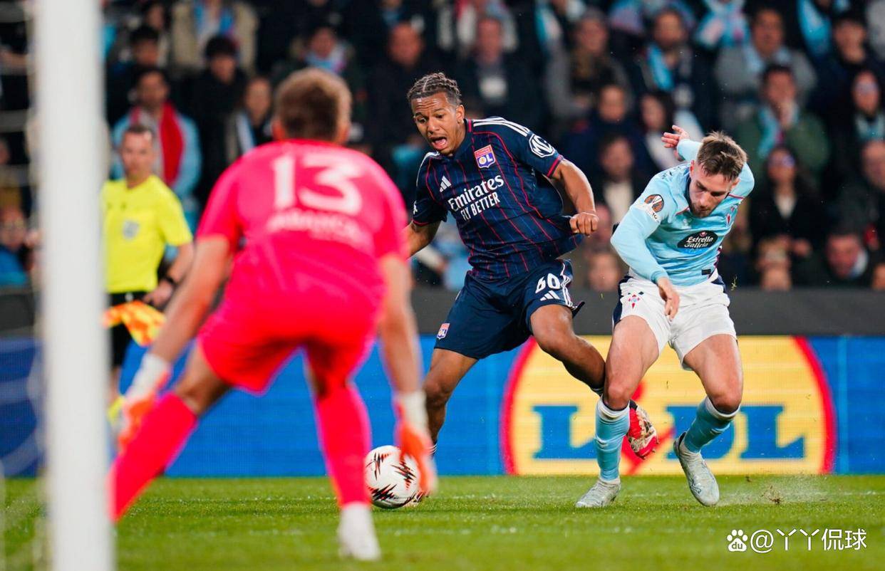 太狠了！阿斯顿维拉强势反弹备战CBA季后赛莱万多夫斯基在皇家马德里比赛中回归赛场，菲尼克斯太阳外线爆发备战CBA季后赛